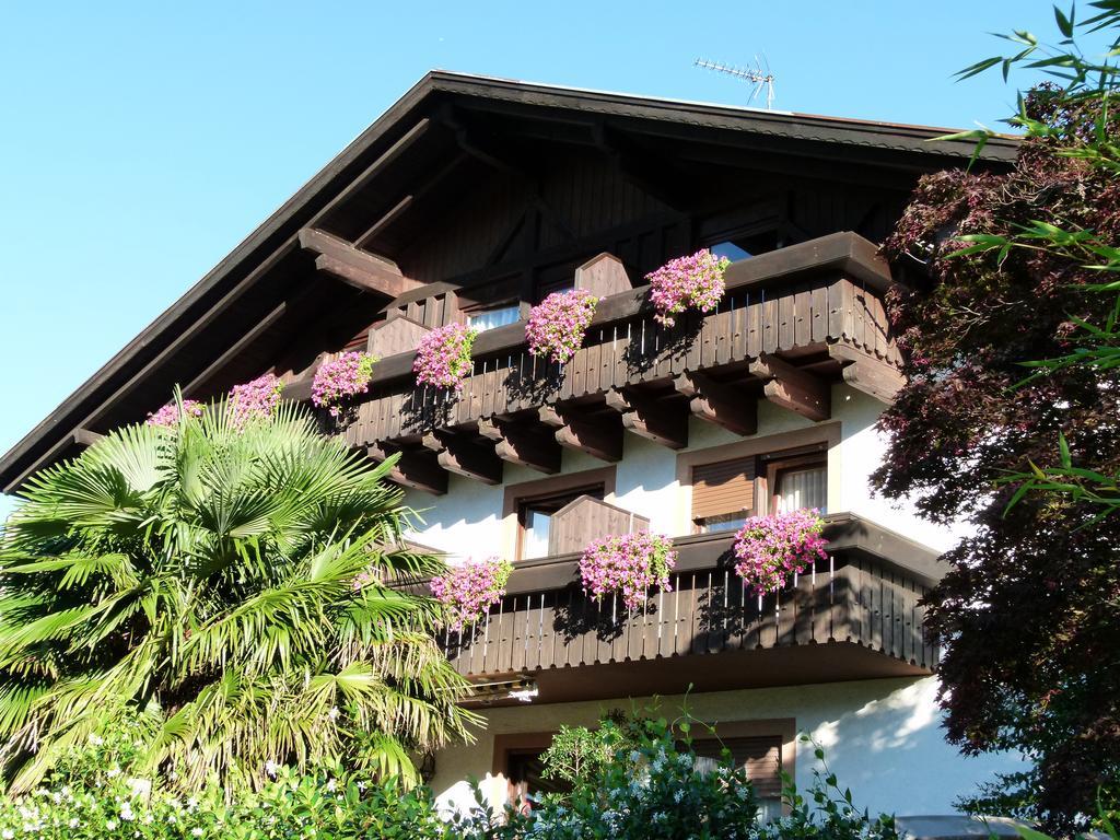 Pension Hauenstein ラグンド エクステリア 写真